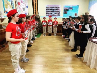 Памятная дата - 9 декабря - День героев Отечества - привела ребят в школьный краеведческий музей